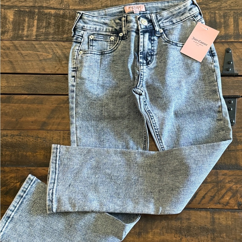 Juicy Couture mid-rise Straight Leg Jeans Distressed Girls SZ 8 NWT